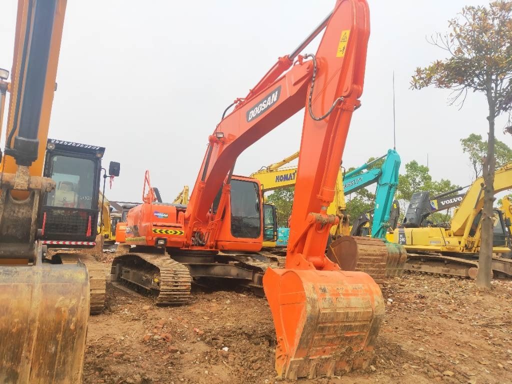 2023 Doosan DH220LC-7 crawler excavator, front three-quarter view