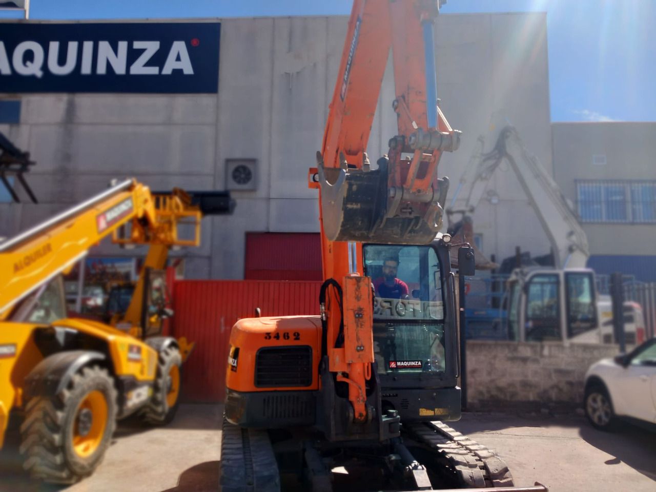 2017 Doosan DX85R-3 mini excavator, front view