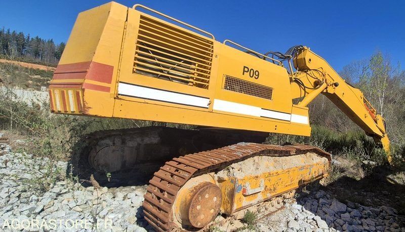 1992 Liebherr R952 HD LITRONIC excavator, rear three-quarter view 1992 Liebherr R952 HD LITRONIC excavator, rear three-quarter view