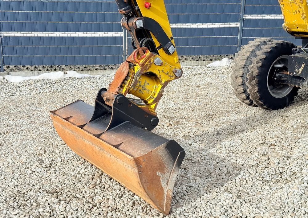 2015 Terex TW85 wheel excavator bucket and tilt attachment view
