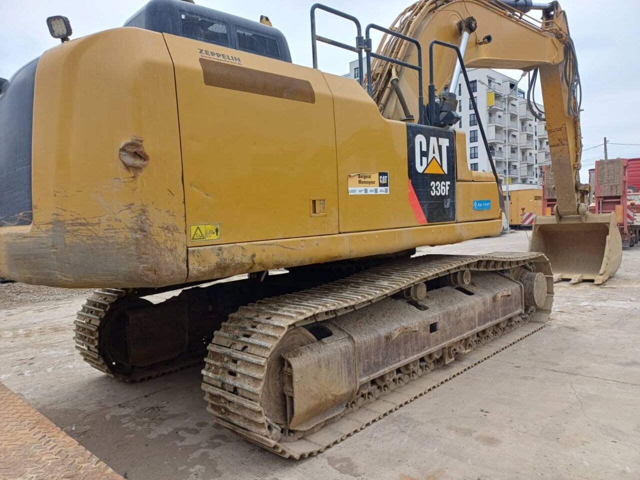 2017 Caterpillar 336FLN crawler excavator side view