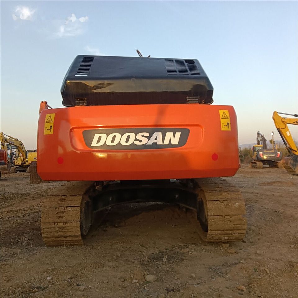 2017 Doosan DH300LC-7 crawler excavator, rear view