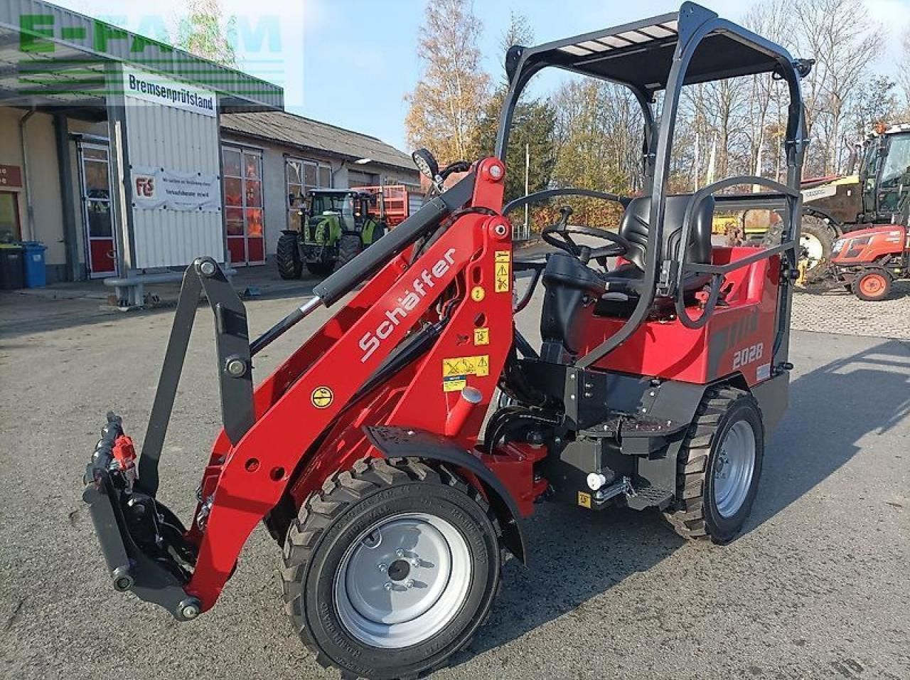 2023 Schäffer 2028-2 loader, side view 2023 Schäffer 2028-2 loader, side view