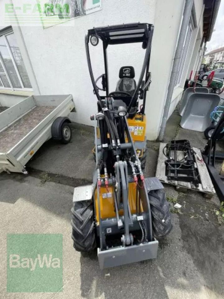 2023 Giant G1200 mini excavator, front view 2023 Giant G1200 mini excavator, front view