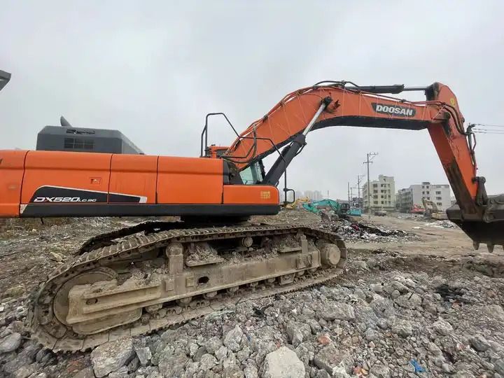2020 Doosan DX520LC crawler excavator, side profile view