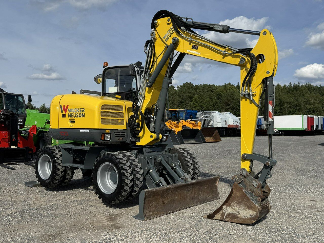 2016 Wacker Neuson EW100 wheel excavator, side profile view