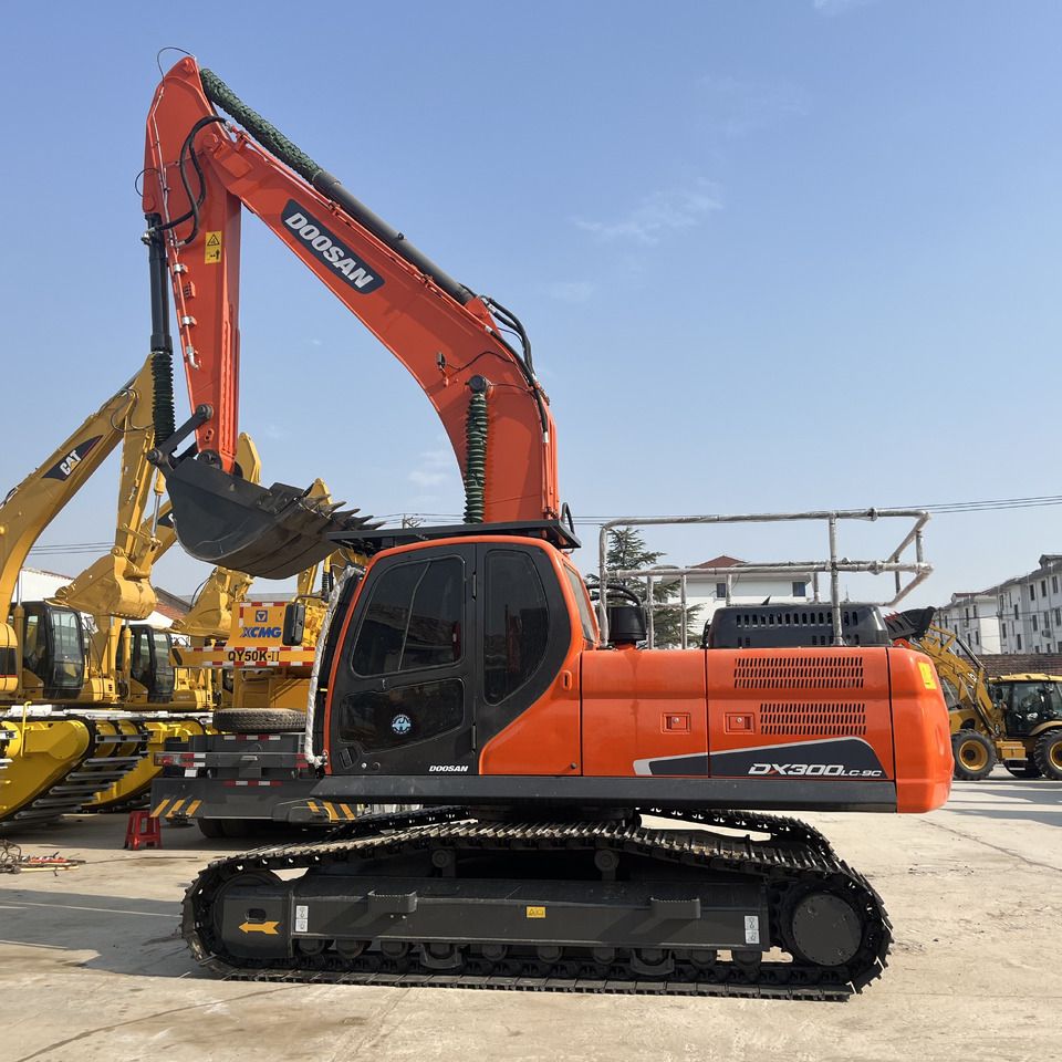 2022 Doosan DX300LC-9C crawler excavator, side profile view
