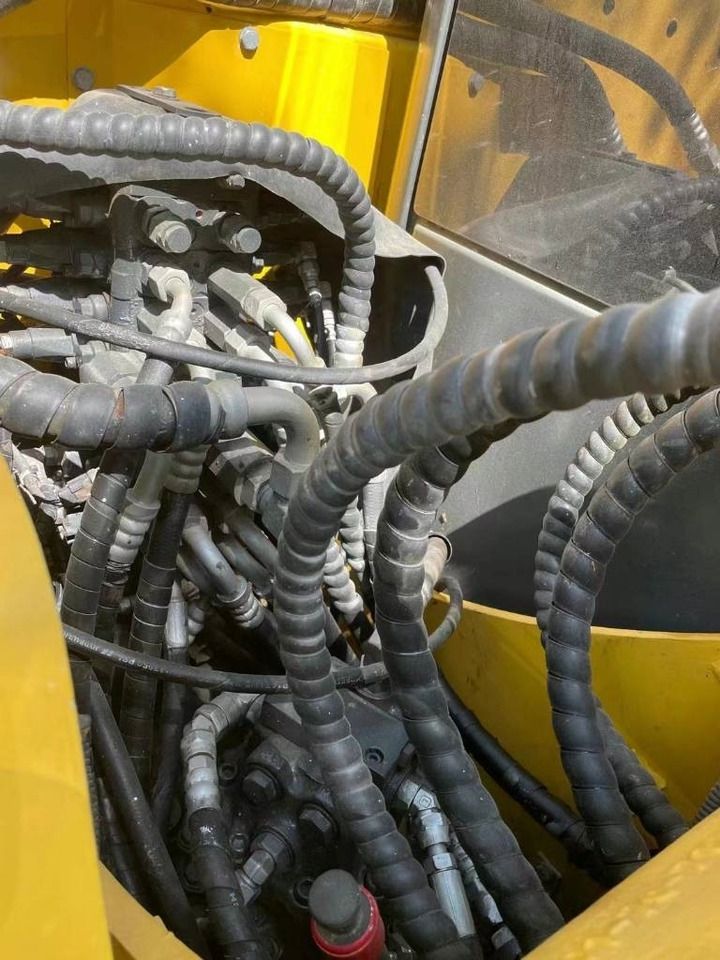 2024 Komatsu PC70-8 mini excavator hydraulic system detail