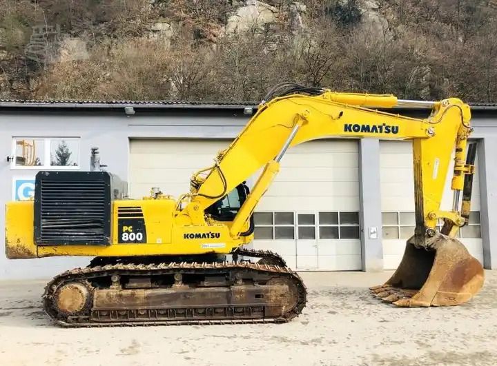2019 Komatsu PC800 crawler excavator, side view