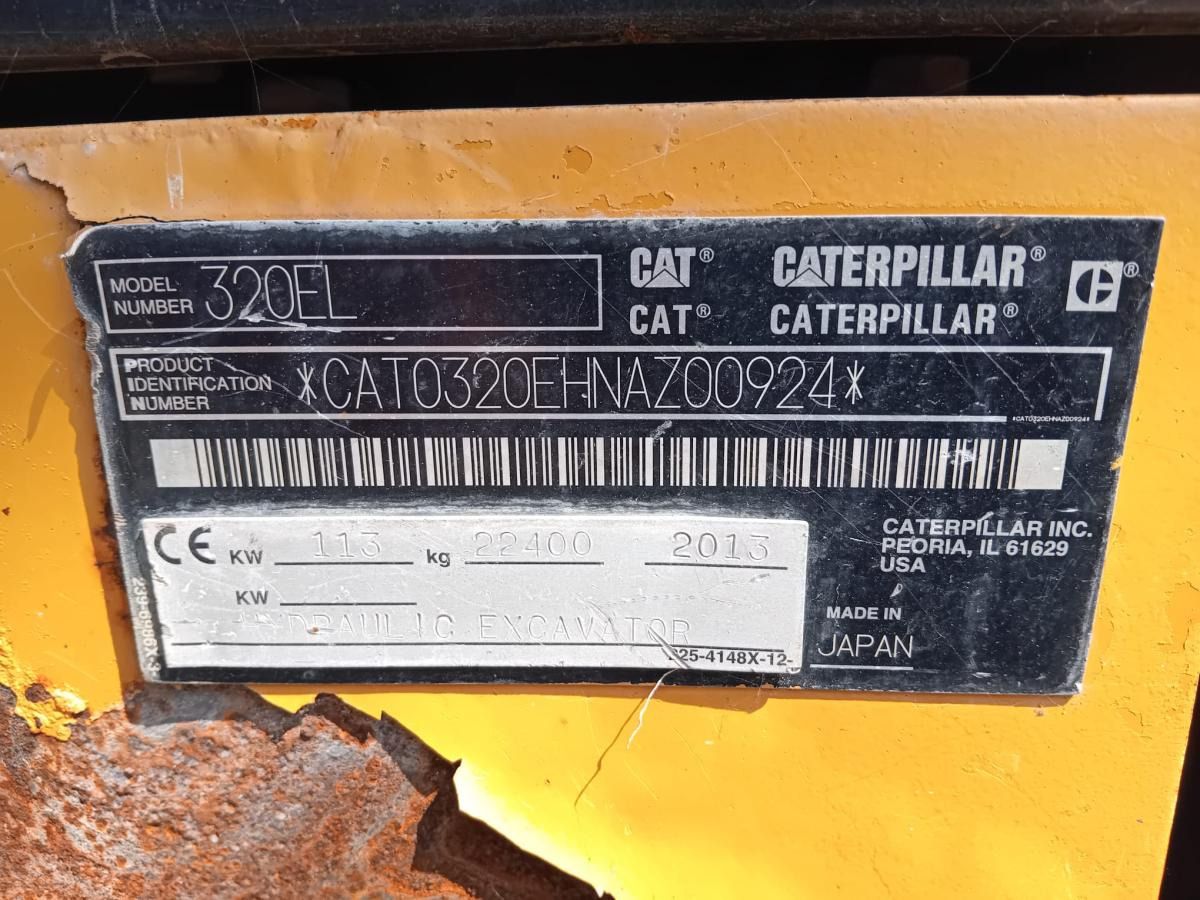 2013 Caterpillar 320EL excavator identification plate