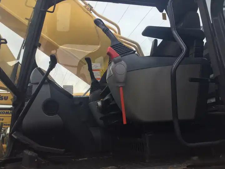 2018 Komatsu PC450-8 crawler excavator interior cab view