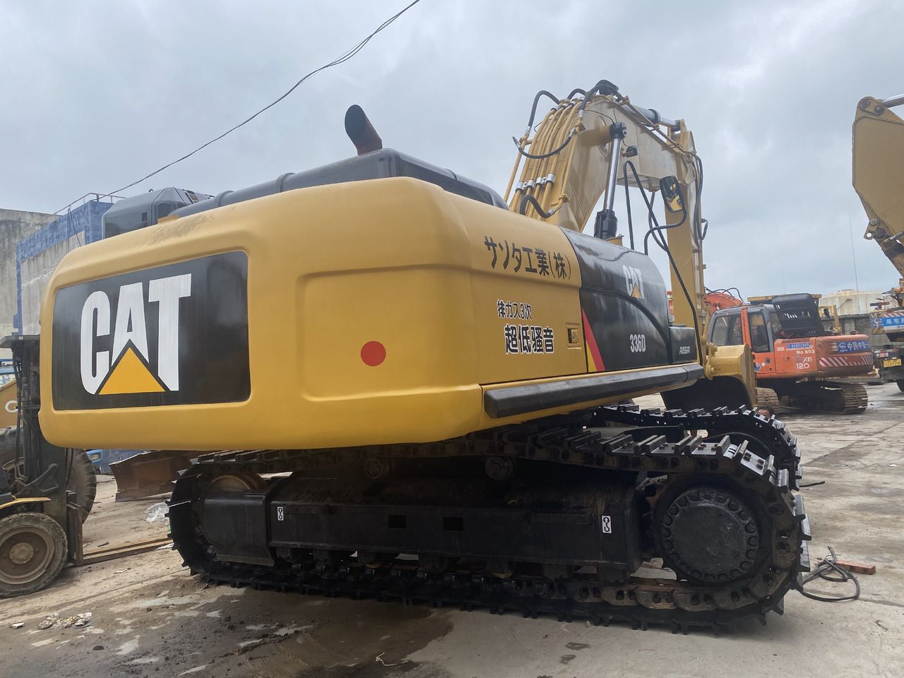 2020 Caterpillar 336D crawler excavator, rear three-quarter view