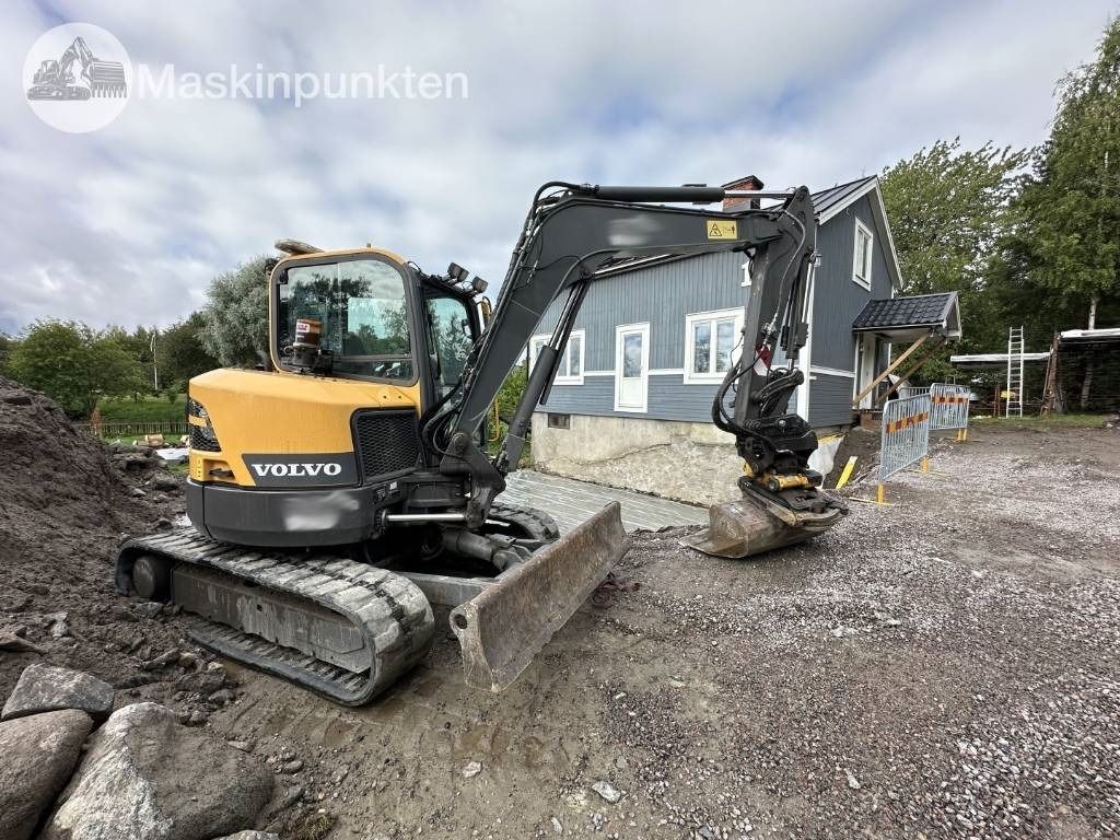 2017 Volvo ECR58D mini excavator, side view