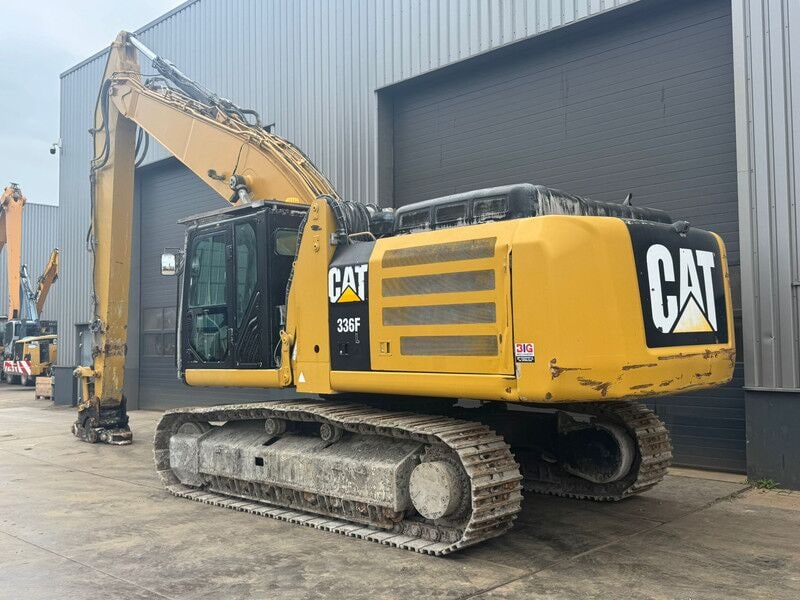 2015 Caterpillar 336F crawler excavator, side view