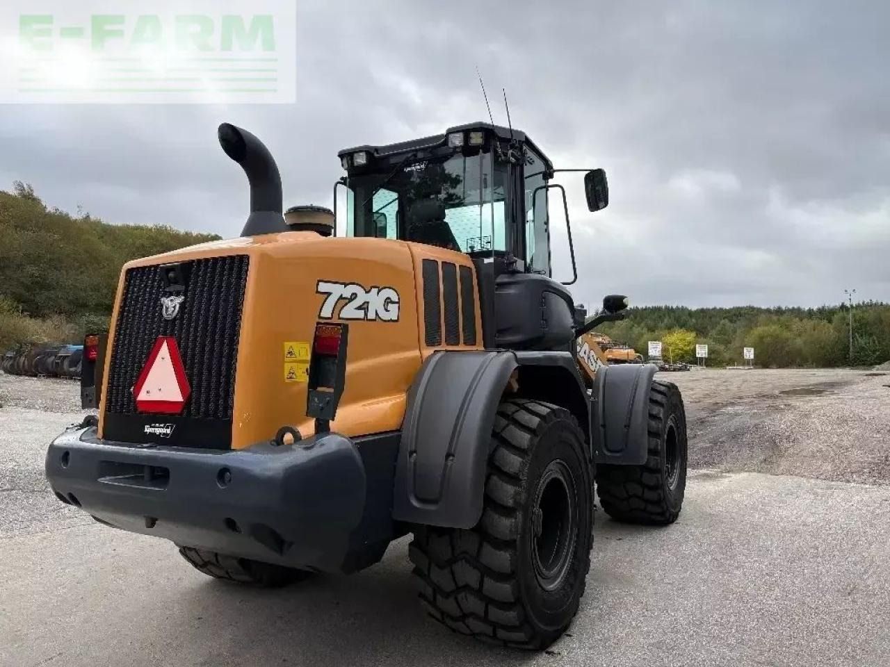 2017 CASE 721G wheel loader rear view 2017 CASE 721G wheel loader rear view