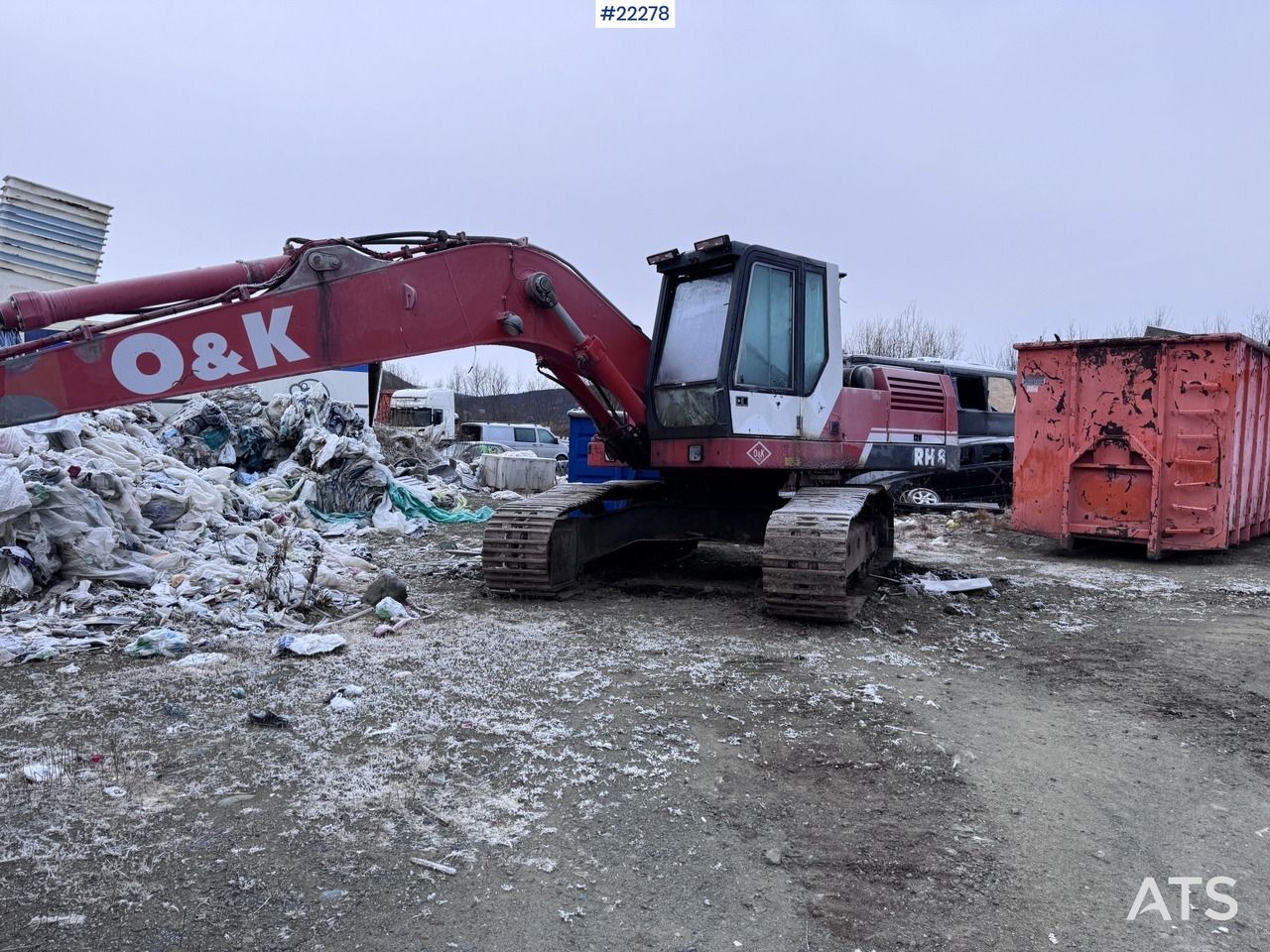 1998 O&K RH8 crawler excavator, front three-quarter view