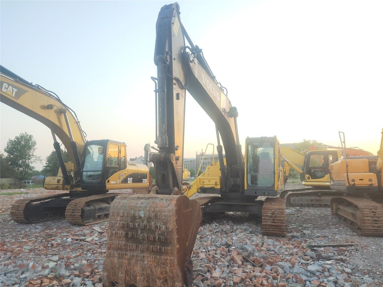Volvo EC210BLC crawler excavator, front view