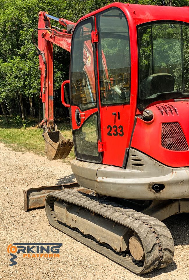 2014 JCB 8035 ZTS mini excavator, side view