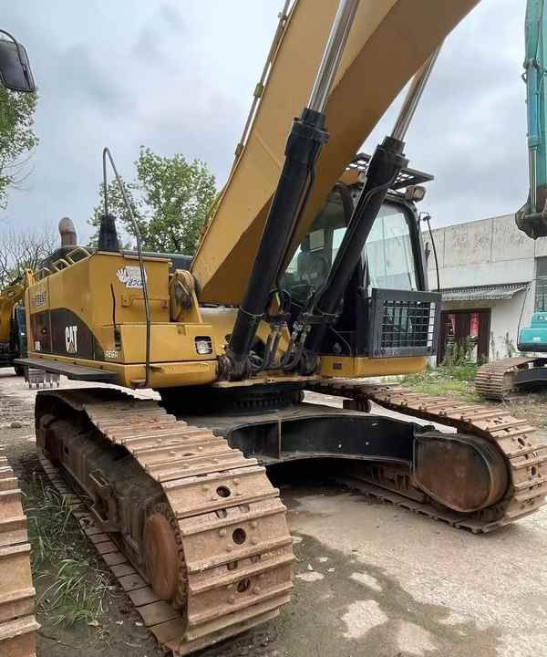 2010 Caterpillar 349D crawler excavator, side view