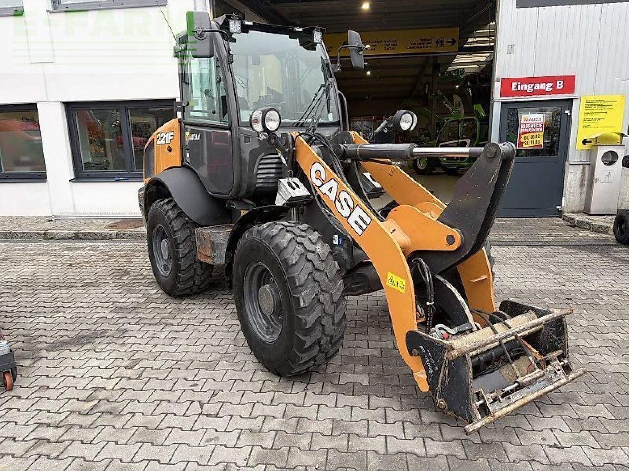 2017 CASE 221F wheel loader, front three-quarter view 2017 CASE 221F wheel loader, front three-quarter view