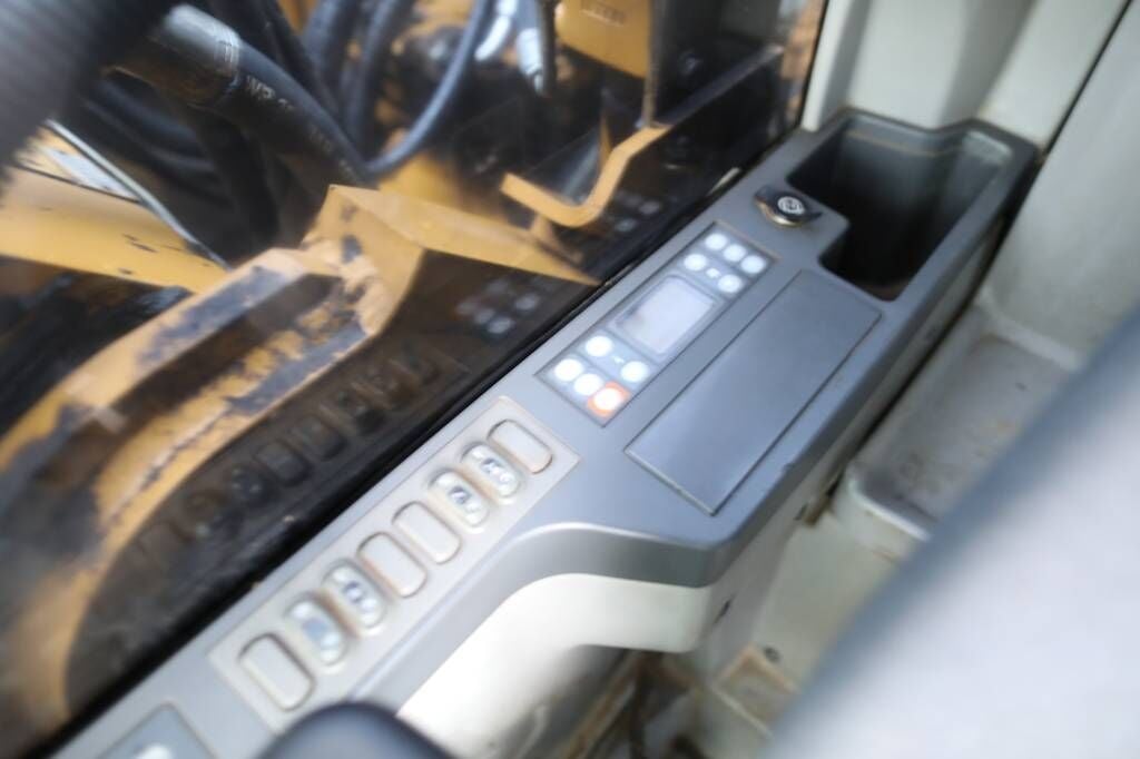 2014 Caterpillar 329ELN crawler excavator cab interior control panel