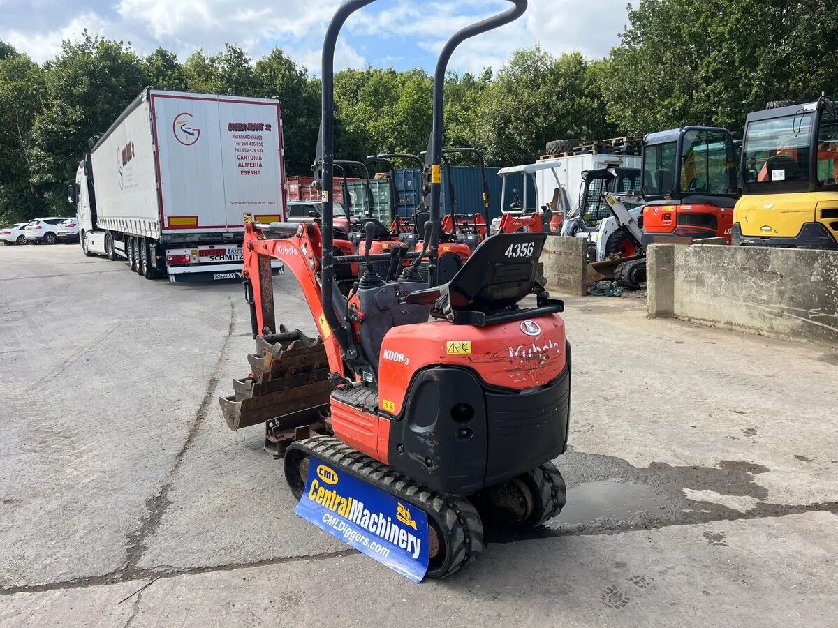 2015 Kubota 008-3 mini excavator, rear three-quarter view