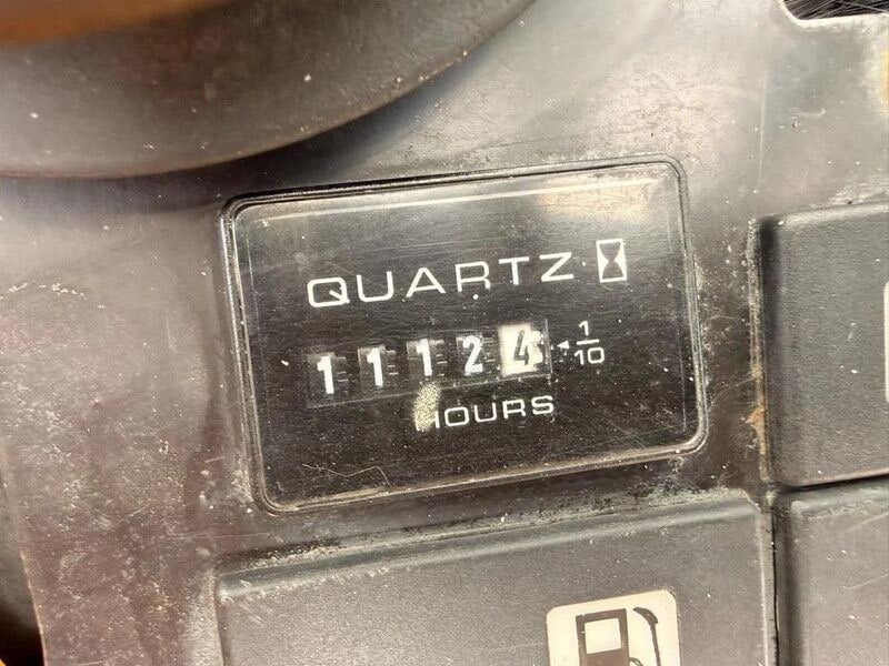 2019 JCB 8008 CTS Mini Excavator hour meter detail