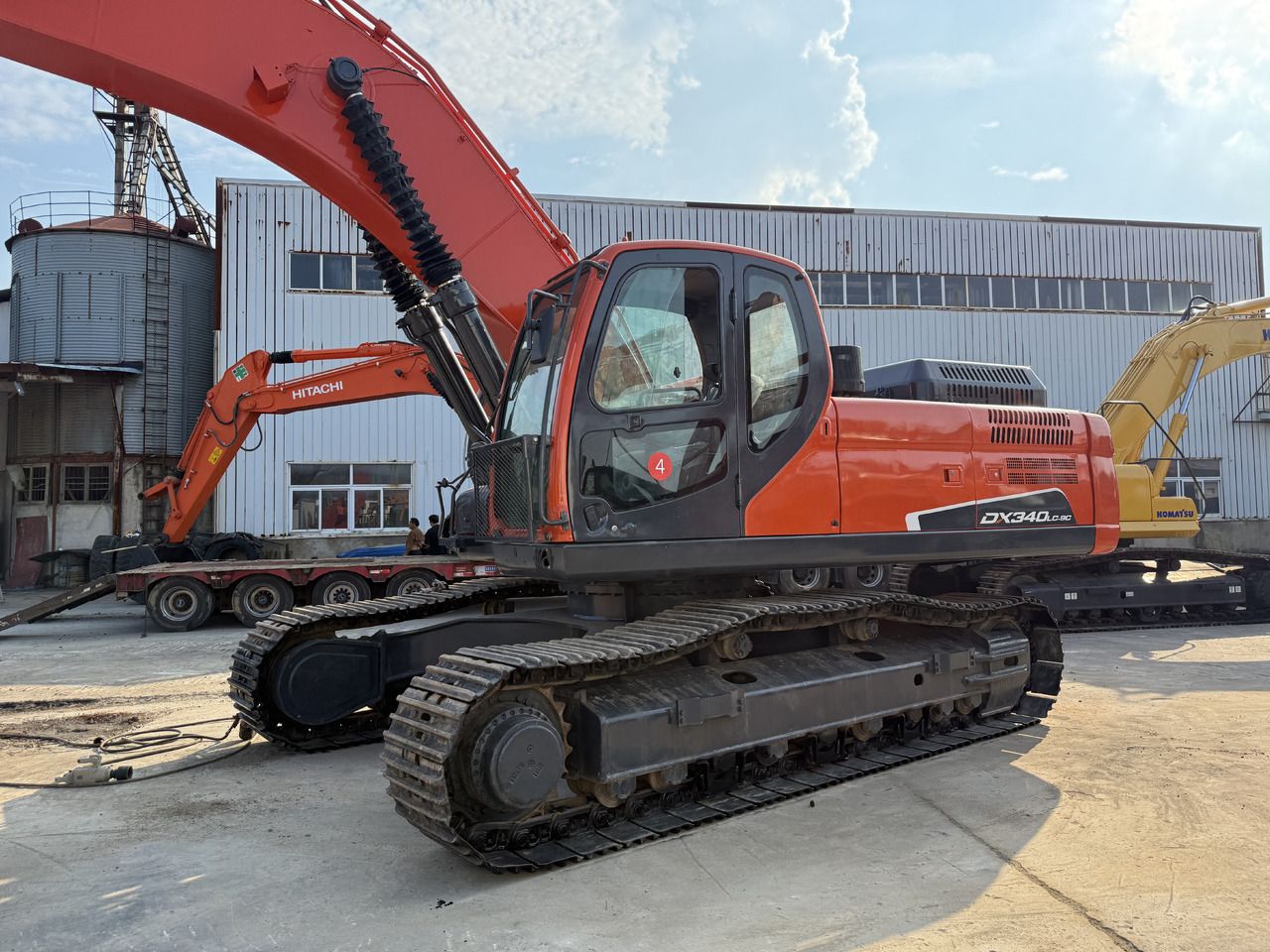 2024 DX340LC-9C crawler excavator, side view