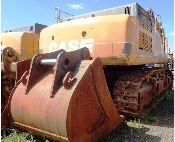 2002 CASE CX 800 crawler excavator rear view