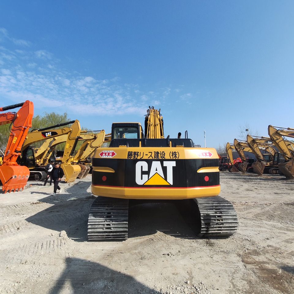 2018 Caterpillar 320BL crawler excavator, rear view