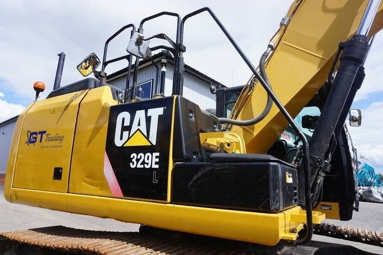 2013 Caterpillar 329EL crawler excavator side view