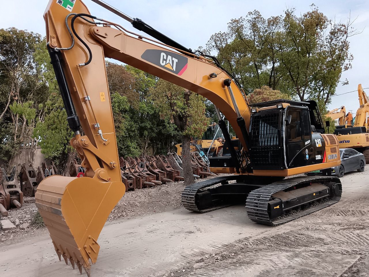 2024 Caterpillar 330D2L crawler excavator, front three-quarter view
