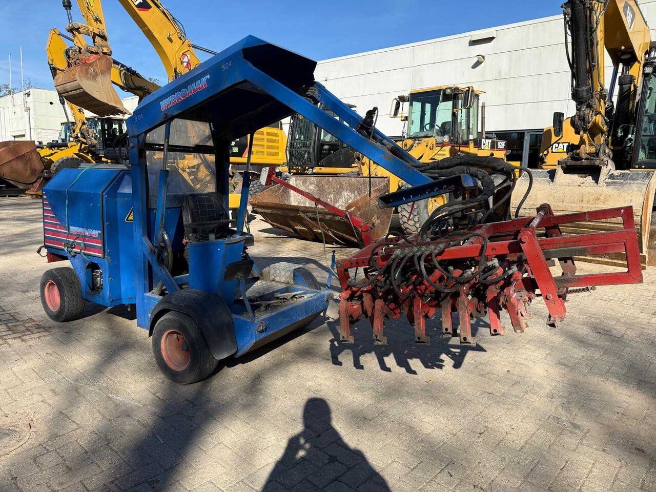 1995 Hydromak MOBI VARIO 2000 bricklayer, side view 1995 Hydromak MOBI VARIO 2000 bricklayer, side view