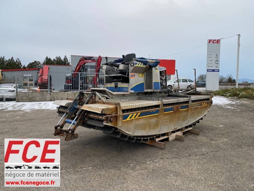 2022 Truxor T50 amphibious excavator, front three-quarter view