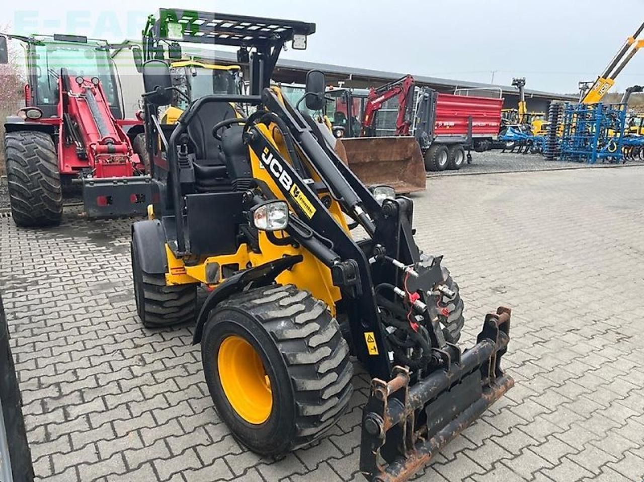2023 JCB 403 E AGRI mini excavator, front three-quarter view 2023 JCB 403 E AGRI mini excavator, front three-quarter view