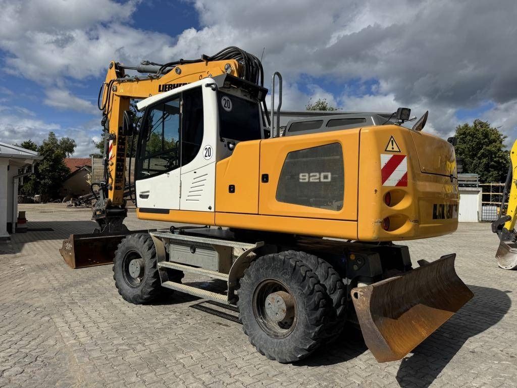 2016 Liebherr A920LITRONIC wheel excavator, rear three-quarter view