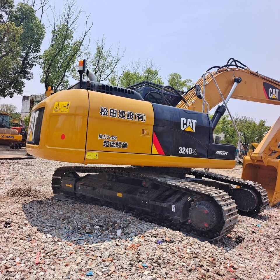 2024 Caterpillar 324D2L crawler excavator, rear three-quarter view