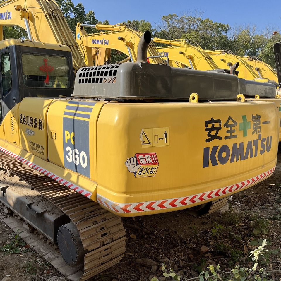 Komatsu PC360-7 crawler excavator rear view