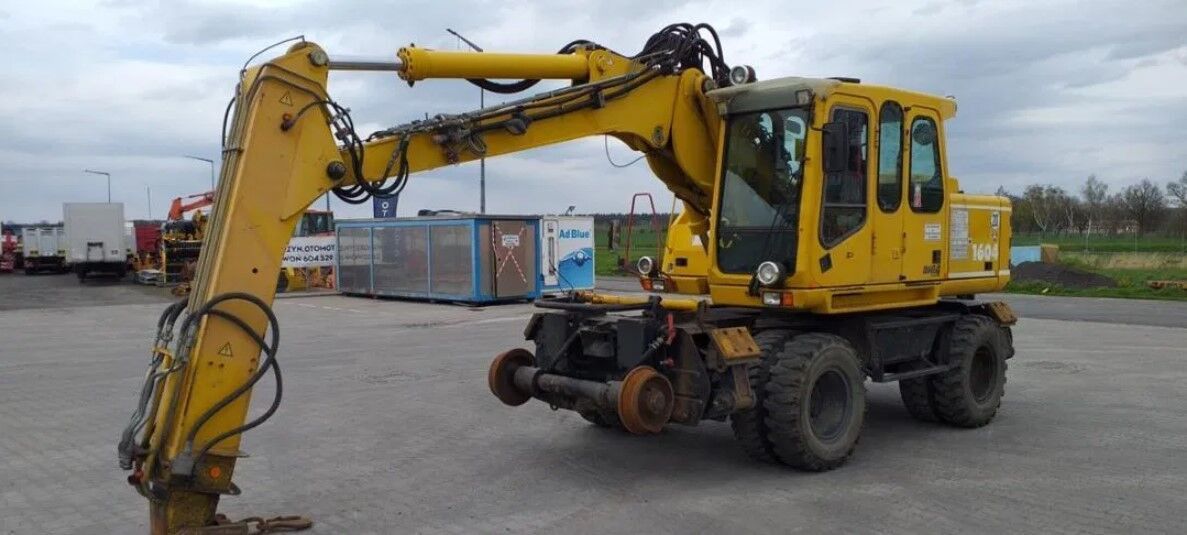 2005 Atlas 1604 ZW wheel excavator, side view 2005 Atlas 1604 ZW wheel excavator, side view