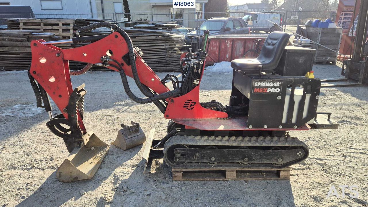 2020 Springer MAX PRO-E mini excavator, side view