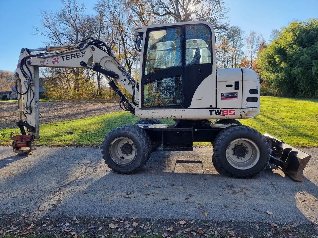 2007 Terex TW85 wheel excavator side view