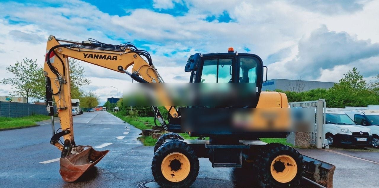 2020 Yanmar B95W wheel excavator side view