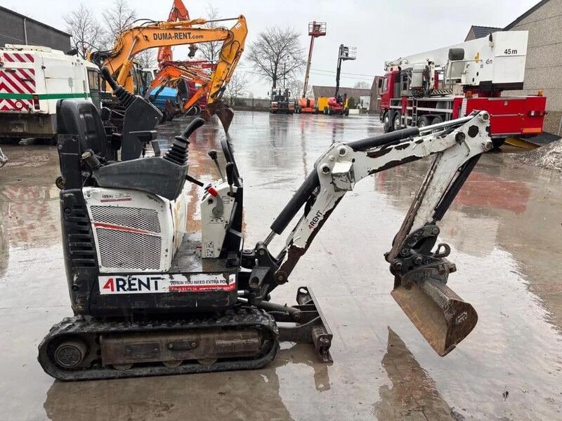 Bobcat E10Z mini excavator, side view