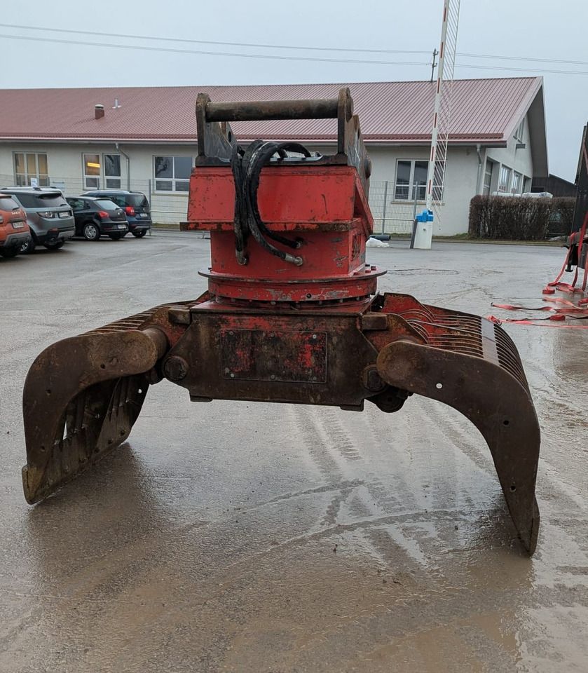 OQ80 sorting grab attachment, front view