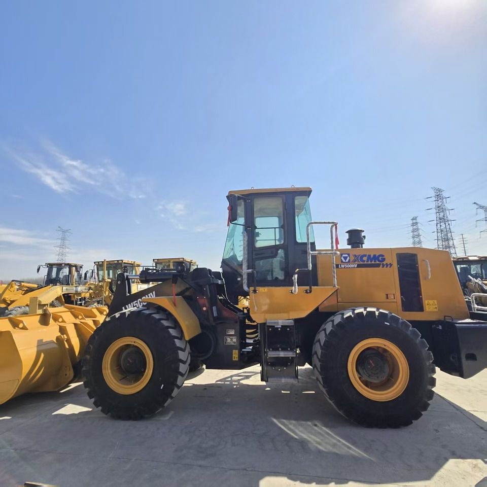 2023 XCMG LW500HV wheel loader, side profile view 2023 XCMG LW500HV wheel loader, side profile view
