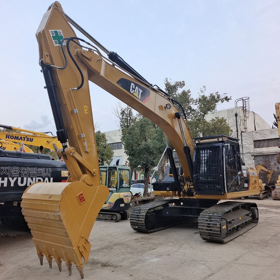2024 Caterpillar 330D2L crawler excavator, front three-quarter view