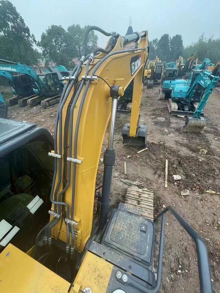 2019 XCMG XE150D excavator, high-angle view of boom and cab