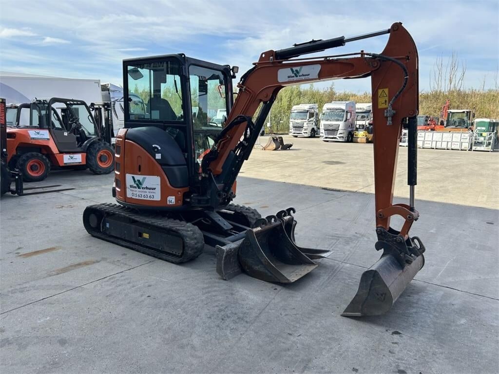 2023 Hitachi ZX33U-6 mini excavator, side view