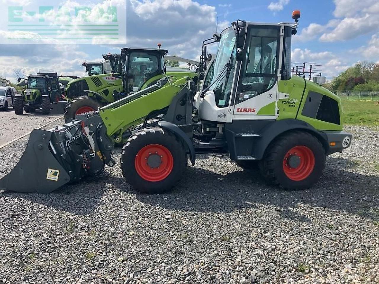 2024 Claas TORION 738 T SINUS wheel loader side view 2024 Claas TORION 738 T SINUS wheel loader side view