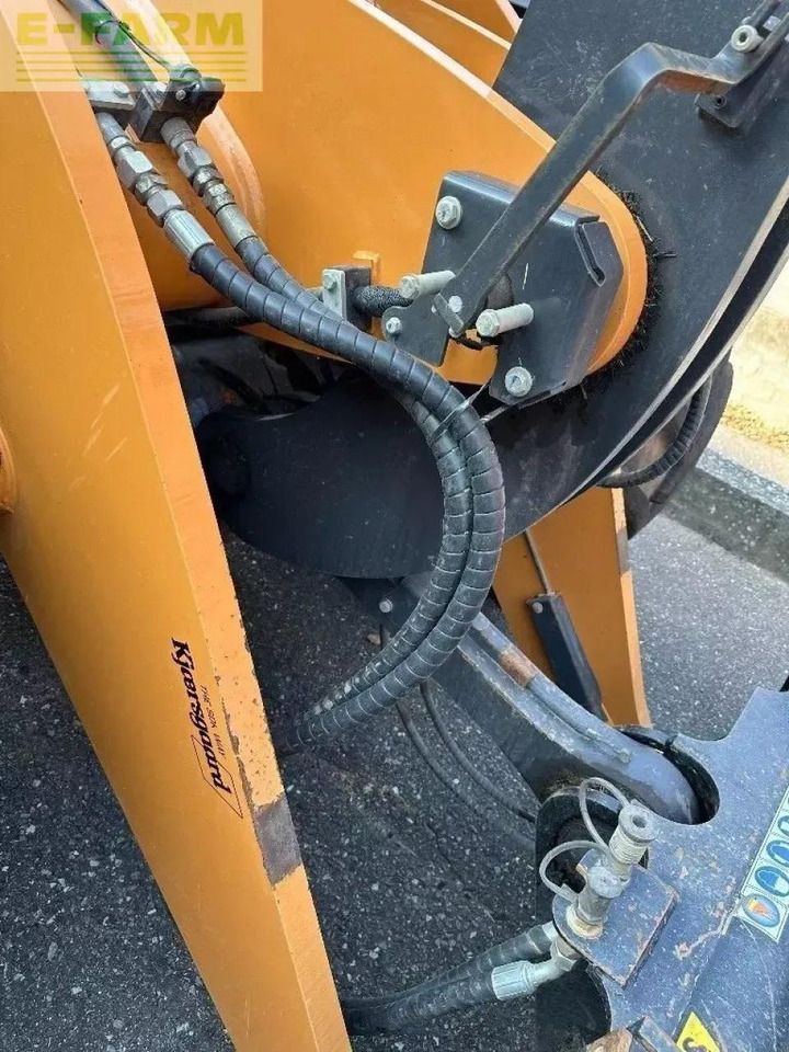 2023 CASE 721G EVOLUTION loader arm detail 2023 CASE 721G EVOLUTION loader arm detail